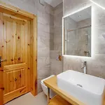 شقة Golden - Taternik - With Balcony *