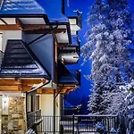 Golden - Taternik - With Balcony *